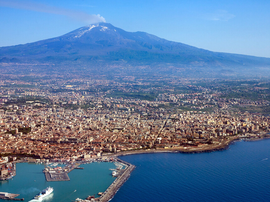 Pernotta ai piedi dell'Etna 
